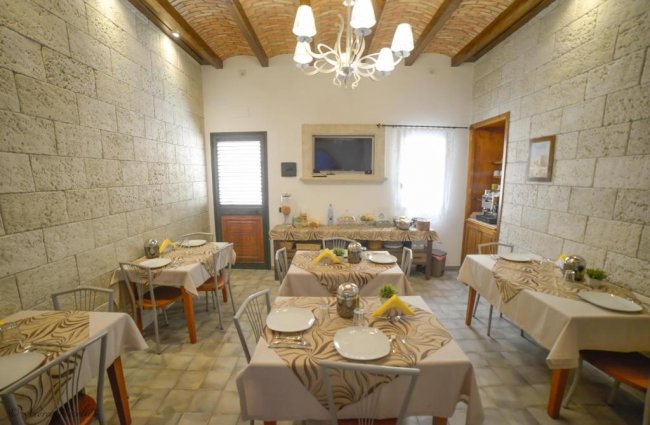colazione.jpg - Pacc. Vicolo Del Porto + Volo - lampedusa 21409
