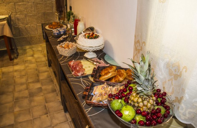 Buffet colazione.jpg - Pacc. Vicolo Del Porto + Volo - lampedusa 21411